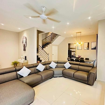 《Untitled Homestay》Sitiawan Ngoại thất bức ảnh